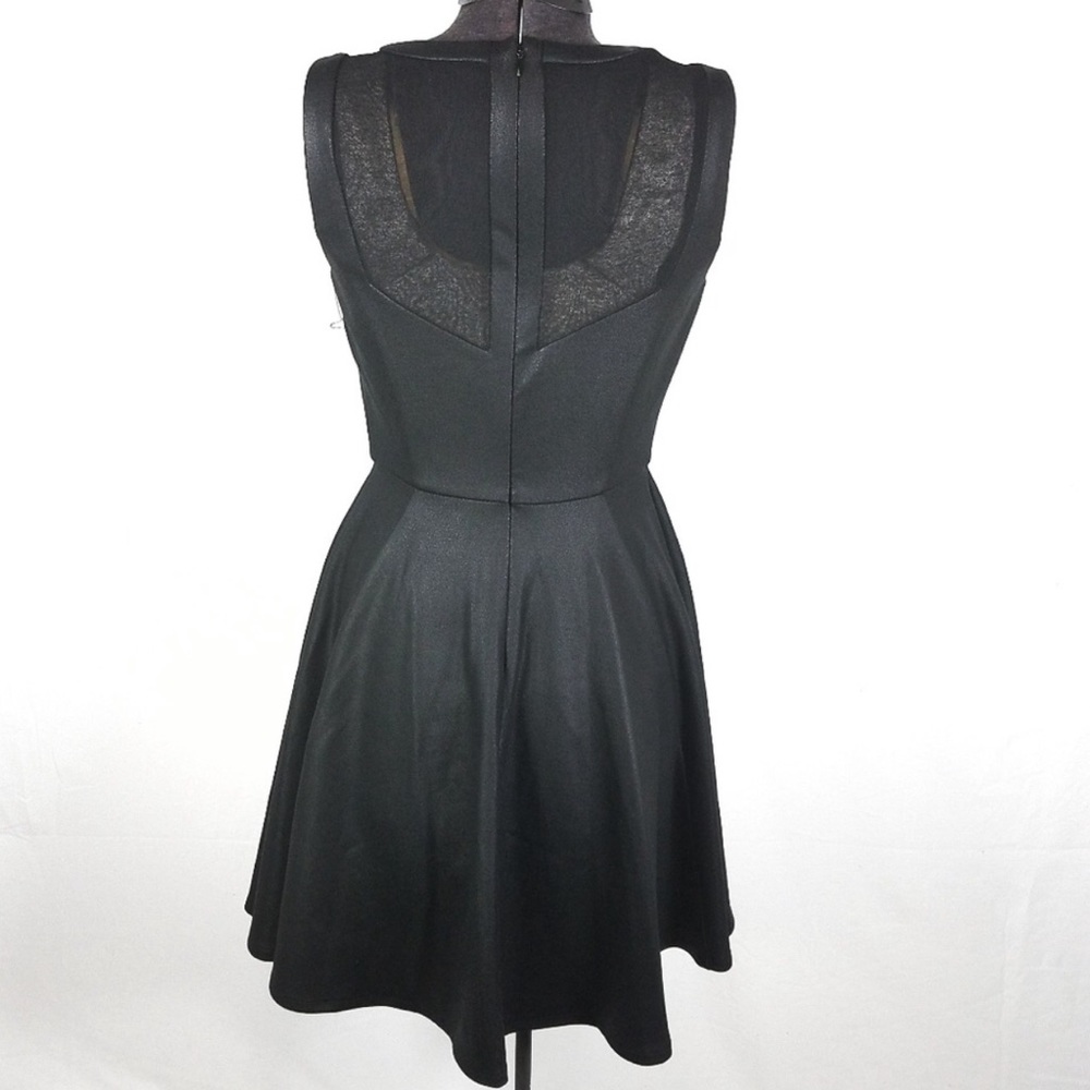 Black Cocktail Dress Jennifer Lopez - Picture 2 of 8